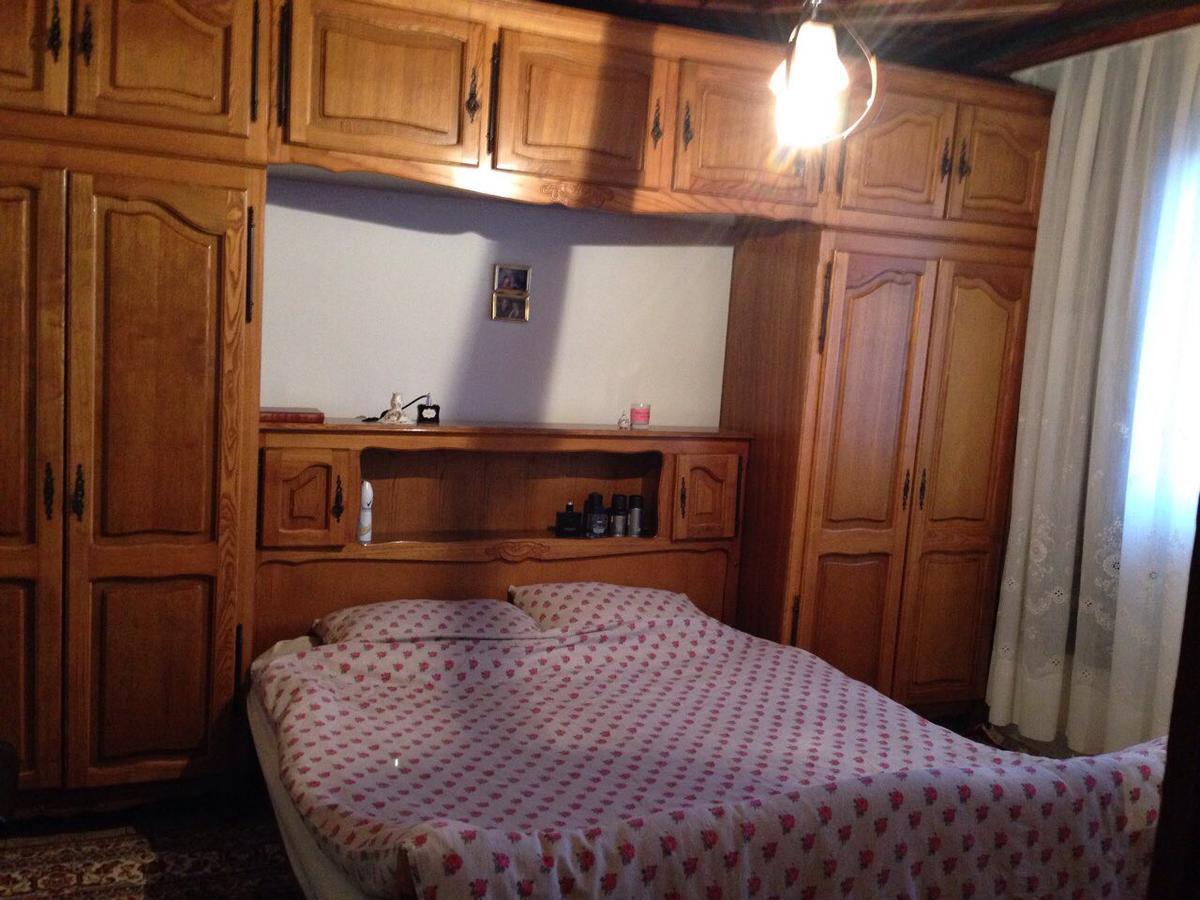 Bujtina Zhaveli Acomodação com café da manhã Gjakova Exterior foto